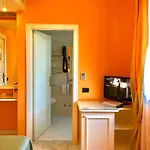 Hotel Leri 4*