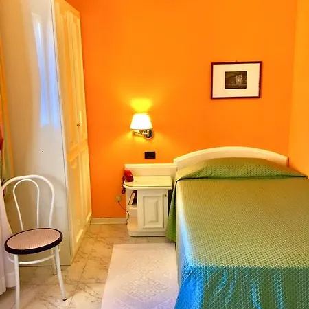 Leri Hotel 4*