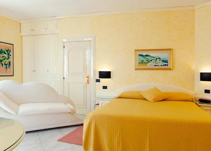 Leri 4* Monte Colombo